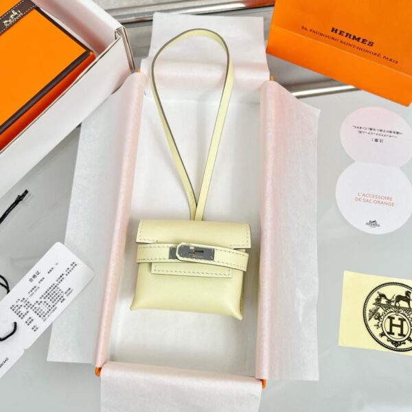 replik,replica,schmuck,1:1,beste,ohrringe,ring,Repliken HERMES Kelly Kopfhörer-Taschenanhänger, exquisites Originalprodukt, rein handgefertigt mit Nähten