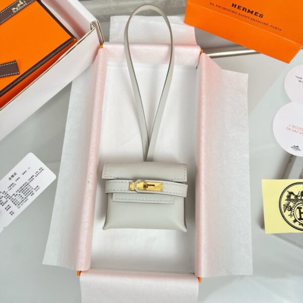 replik,replica,schmuck,1:1,beste,ohrringe,ring,Repliken HERMES Kelly Kopfhörer-Taschenanhänger, exquisites Originalprodukt, rein handgefertigt mit Nähten