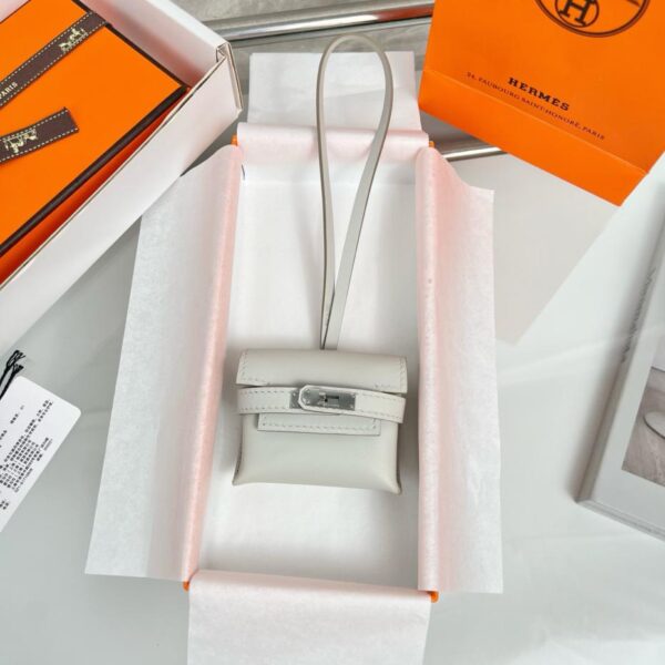 replik,replica,schmuck,1:1,beste,ohrringe,ring,Repliken HERMES Kelly Kopfhörer-Taschenanhänger, exquisites Originalprodukt, rein handgefertigt mit Nähten