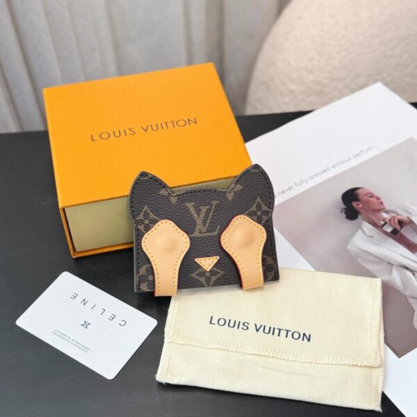 replik,replica,schmuck,1:1,beste,ohrringe,ring,Repliken Louis Vuitton Katzenpfoten-Kartenhalter, 2 Farben