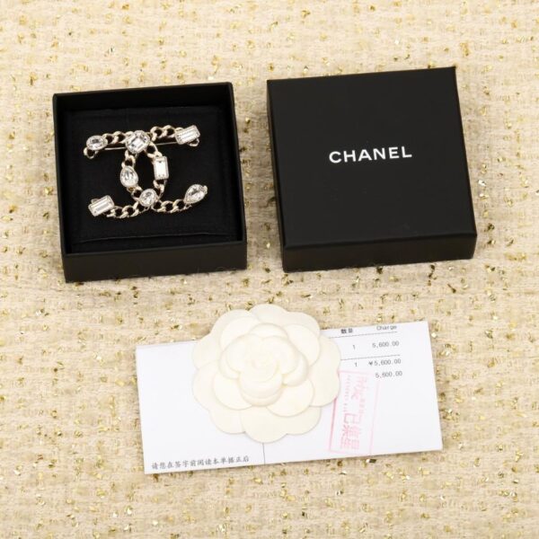 replik,replica,schmuck,1:1,beste,ohrringe,ring,Repliken Chanel 24C Doppel-C-Brosche, Swarovski-Quadratdiamant + Messingmaterial (1ACAV)
