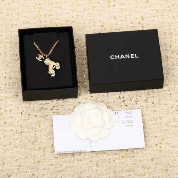 replik,replica,schmuck,1:1,beste,ohrringe,ring,Repliken Chanel 24C Doppel-C-Brosche, Swarovski-Quadratdiamant + Messingmaterial (1ACAV)