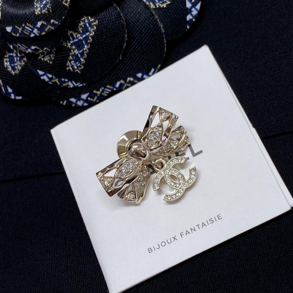 replik,replica,schmuck,1:1,beste,ohrringe,ring,Repliken Chanel Hollow Bow Hängende C-Brosche (5BDXN) replik,replica,schmuck,1:1,beste,ohrringe,ring,Repliken Chanel Hollow Bow Hängende C-Brosche (5BDXN)