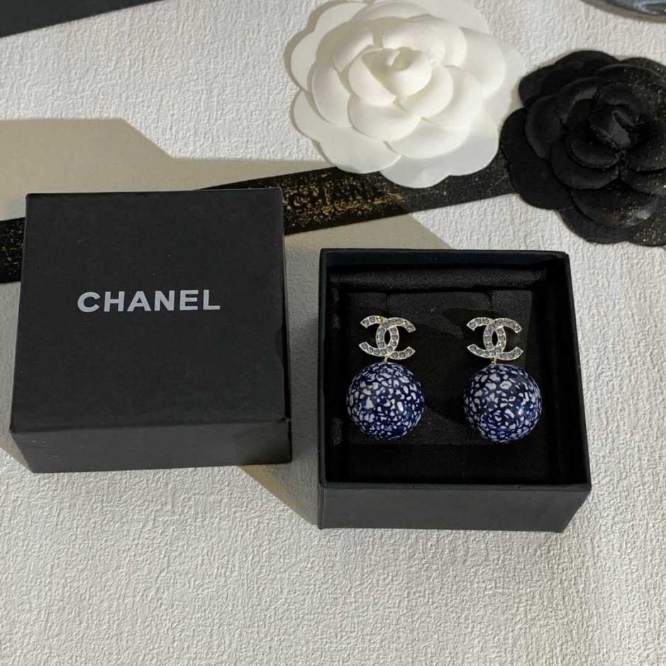 replik,replica,schmuck,1:1,beste,ohrringe,ring,Repliken Chanel 25A neues goldenes Rautenmuster, hohles Herz + Perle, bestehend aus kleinem Abakus (OPF0Q) replik,replica,schmuck,1:1,beste,ohrringe,ring,Repliken Chanel 25A neues goldenes Rautenmuster, hohles Herz + Perle, bestehend aus kleinem Abakus (OPF0Q)
