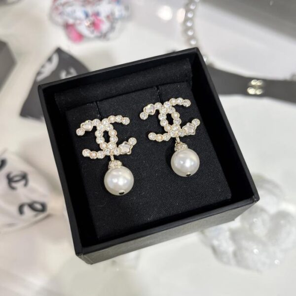 replik,replica,schmuck,1:1,beste,ohrringe,ring,Repliken Chanel 25P New Star Kristallperlen-Ohrringe mit Doppel-C in Hellgold (WHQ46)