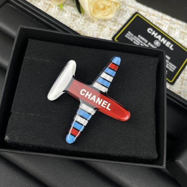 replik,replica,schmuck,1:1,beste,ohrringe,ring,Repliken Chanel – Brosche aus Acrylharz in Flugzeugform (8FPD4)