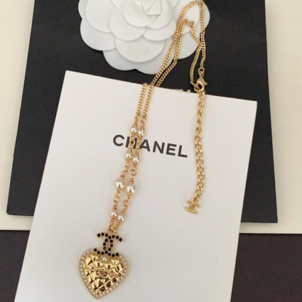 replik,replica,schmuck,1:1,beste,ohrringe,ring,Repliken CHANEL 5-Buchstaben-Perlenkette (UP73B)
