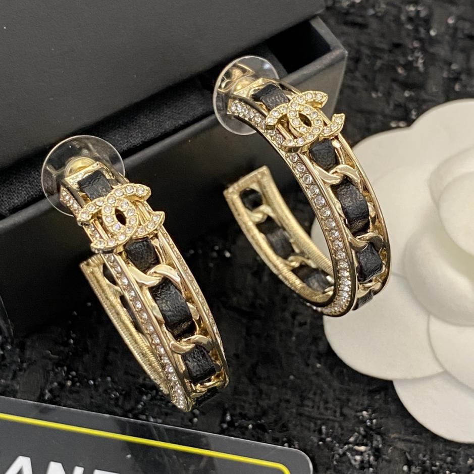 replik,replica,schmuck,1:1,beste,ohrringe,ring,Repliken CHANEL Lederkettenohrringe mit Doppel-C und Strass-Intarsien (GHFC3) replik,replica,schmuck,1:1,beste,ohrringe,ring,Repliken CHANEL Lederkettenohrringe mit Doppel-C und Strass-Intarsien (GHFC3)
