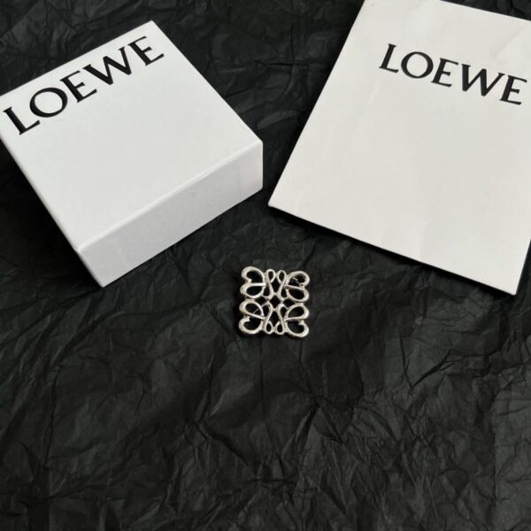 replik,replica,schmuck,1:1,beste,ohrringe,ring,Repliken Loewe Brosche aus durchgängigem ZP-Messingmaterial (RM1Y8)