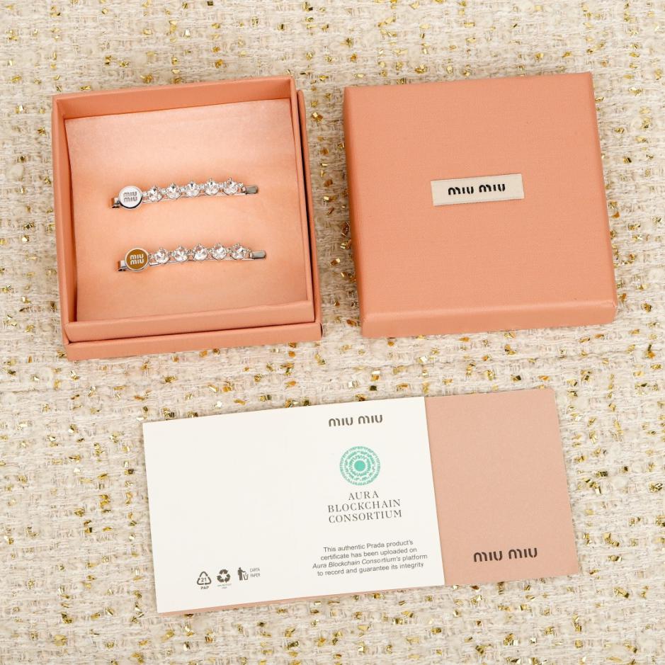 replik,replica,schmuck,1:1,beste,ohrringe,ring,Repliken Miu Miu Haarspange (4X0XT) replik,replica,schmuck,1:1,beste,ohrringe,ring,Repliken Miu Miu Haarspange (4X0XT)