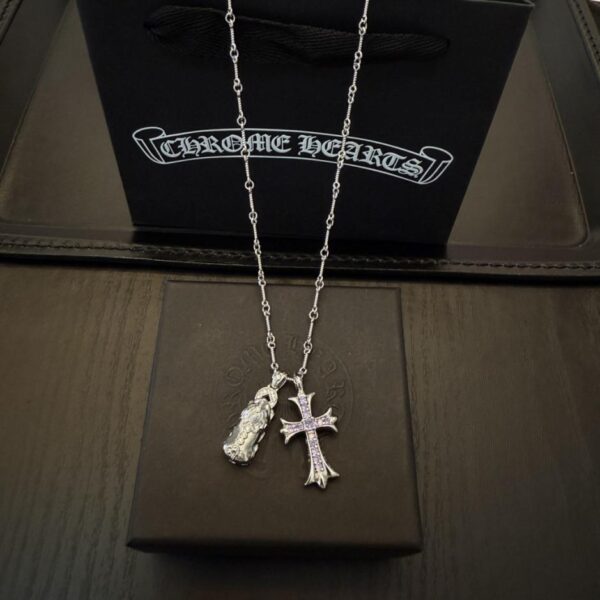 replik,replica,schmuck,1:1,beste,ohrringe,ring,Repliken Neue Chrome Hearts-Halskette mit lila Diamantkreuz in Ladenqualität (FO5JT)