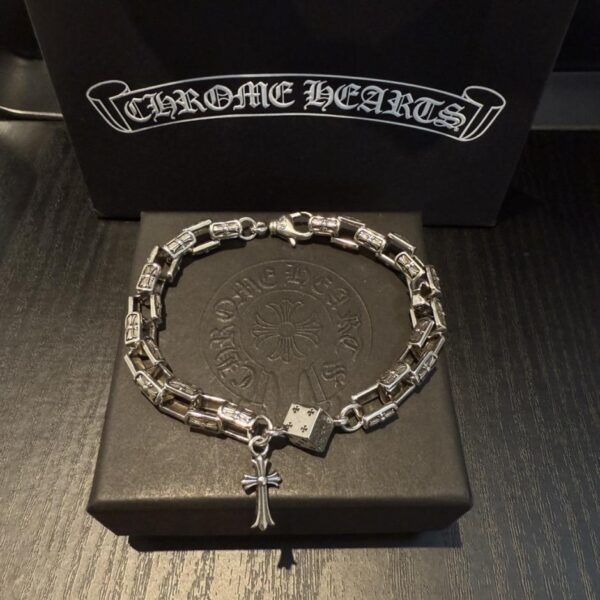 replik,replica,schmuck,1:1,beste,ohrringe,ring,Repliken Neues Chrome Hearts klassisches Vintage-Würfelarmband in Ladenqualität (4PN7D)
