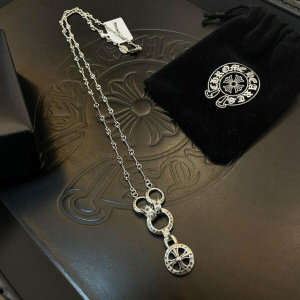 replik,replica,schmuck,1:1,beste,ohrringe,ring,Repliken Neue Chrome Hearts klassische Retro-Halskette aus Bambus in Gegenqualität mit drei Ringanhängern (TNIAO)
