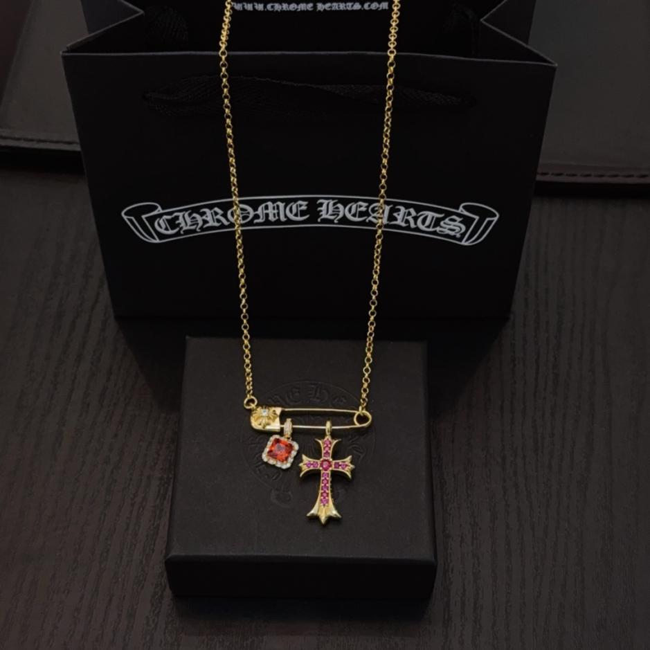 replik,replica,schmuck,1:1,beste,ohrringe,ring,Repliken Neue Chrome Hearts-Halskette mit rosa Diamantkreuz und Anstecknadel in Ladenqualität (S15CA) replik,replica,schmuck,1:1,beste,ohrringe,ring,Repliken Neue Chrome Hearts-Halskette mit rosa Diamantkreuz und Anstecknadel in Ladenqualität (S15CA)