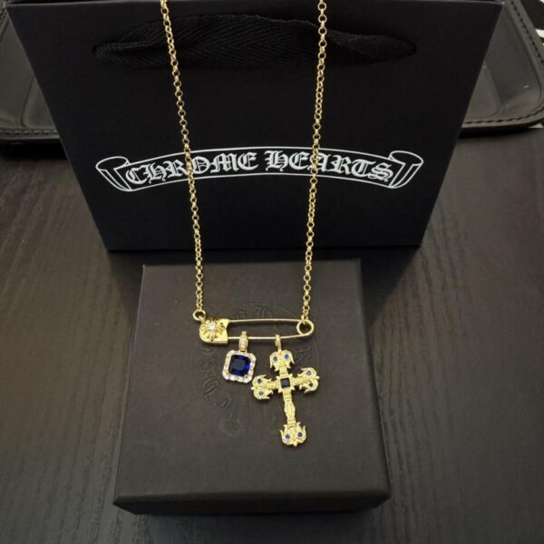 replik,replica,schmuck,1:1,beste,ohrringe,ring,Repliken Neue Chrome Hearts-Halskette mit blauem Diamantkreuz in Thekenqualität (QLVLP)