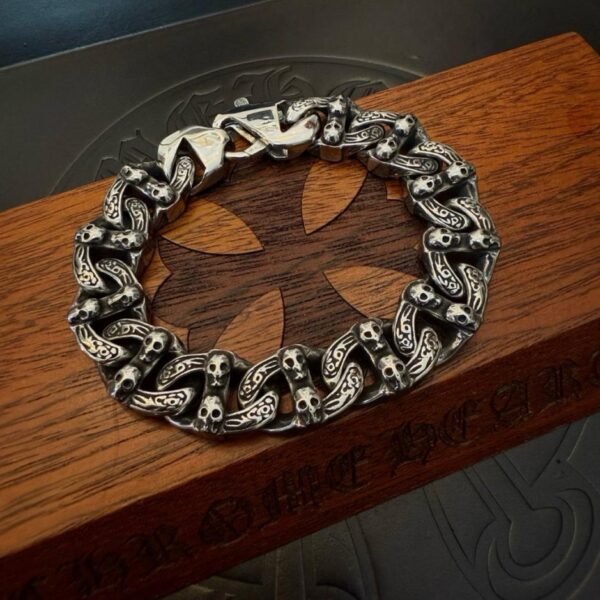 replik,replica,schmuck,1:1,beste,ohrringe,ring,Repliken Neues hochwertiges Chrome Hearts-Totenkopfarmband Kuaishou Ins Xiaohongshu beliebt (0GVUO)