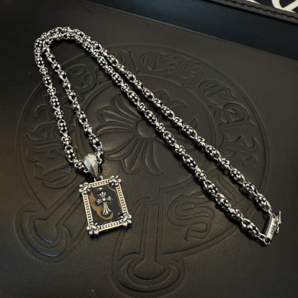 replik,replica,schmuck,1:1,beste,ohrringe,ring,Repliken Neue Chrome Hearts Scout Flower Halskette mit quadratischem Kreuzanhänger in Gegenqualität (0O055)