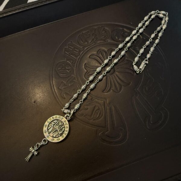 replik,replica,schmuck,1:1,beste,ohrringe,ring,Repliken Neue Halskette mit Kreuz und Blumenkugel von Chrome Hearts in Gegenqualität, Anhänger mit Kreuz und Schwert unserer Lieben Frau (JE1VL)