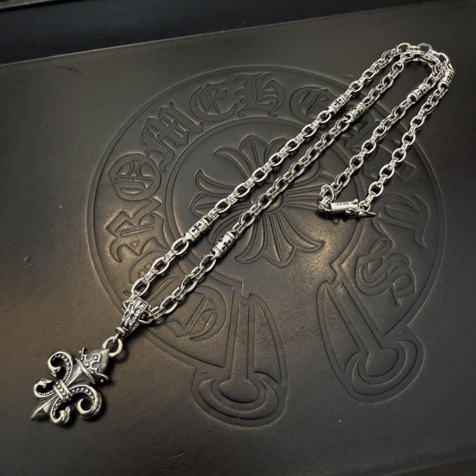 replik,replica,schmuck,1:1,beste,ohrringe,ring,Repliken Neue, hochwertige Chrome Hearts-Halskette mit klassischem Vintage-Kreuz und Pfadfinderblumen-Anhänger (XGE4K) replik,replica,schmuck,1:1,beste,ohrringe,ring,Repliken Neue, hochwertige Chrome Hearts-Halskette mit klassischem Vintage-Kreuz und Pfadfinderblumen-Anhänger (XGE4K)