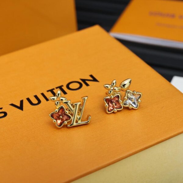 replik,replica,schmuck,1:1,beste,ohrringe,ring,Repliken Louis Vuitton Asymmetrische Blumenohrringe Frühling Limitierte Auflage farbige Diamantohrringe (8NEX5)