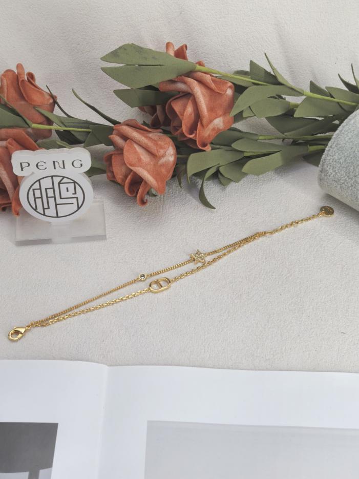 replik,replica,schmuck,1:1,beste,ohrringe,ring,Repliken Gegenversion Dior Fünfzackiger Stern Volldiamant Doppelschichtarmband Galvanisiertes 18 Karat Dickgold Farbkonservierung (VI644) replik,replica,schmuck,1:1,beste,ohrringe,ring,Repliken Gegenversion Dior Fünfzackiger Stern Volldiamant Doppelschichtarmband Galvanisiertes 18 Karat Dickgold Farbkonservierung (VI644)