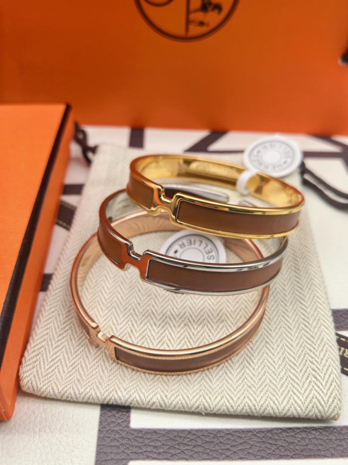 replik,replica,schmuck,1:1,beste,ohrringe,ring,Repliken Zählerversion Hermès braunes Lederarmband, neue verbesserte Version (V1DF7) replik,replica,schmuck,1:1,beste,ohrringe,ring,Repliken Zählerversion Hermès braunes Lederarmband, neue verbesserte Version (V1DF7)