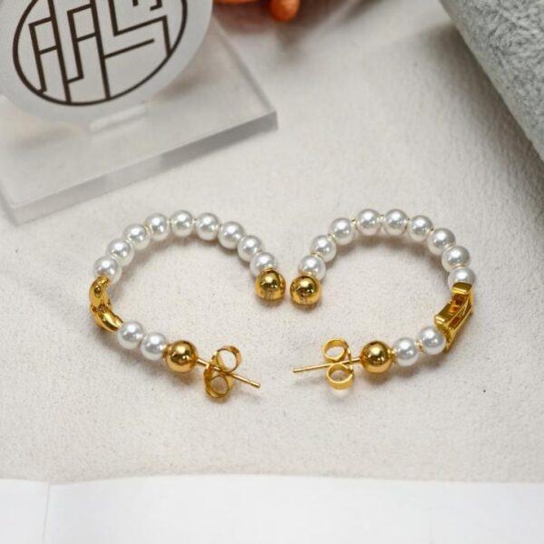 replik,replica,schmuck,1:1,beste,ohrringe,ring,Repliken Neue LV-Ohrringe mit goldenen Blumenperlen, hochwertiges Messing, Harzperlen (NGQEE)