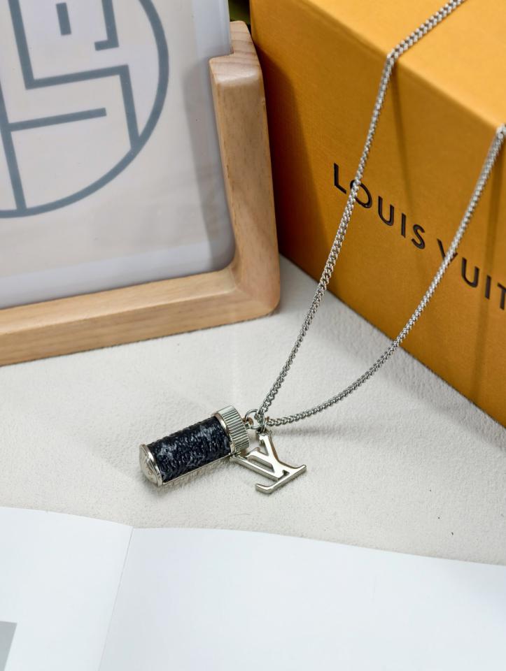 replik,replica,schmuck,1:1,beste,ohrringe,ring,Repliken Counter Edition LV Parfümflaschen-Halskette (1WLPT) replik,replica,schmuck,1:1,beste,ohrringe,ring,Repliken Counter Edition LV Parfümflaschen-Halskette (1WLPT)
