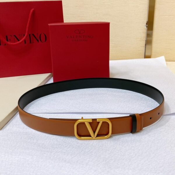replik,replica,schmuck,1:1,beste,ohrringe,ring,Repliken VALENTINO GARAVANI VLOGO SIGNATURE wendbarer Gürtel aus glänzendem Kalbsleder mit klassischer Schnalle aus Messing (LBKYV)