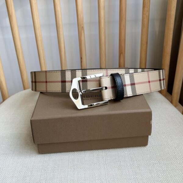 replik,replica,schmuck,1:1,beste,ohrringe,ring,Repliken Neues Burberrry Counter Synchronisation London Plaid mit Hohlschnalle Schnallenbreite 3,5cm (KVIEF)