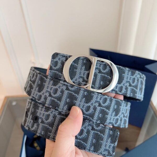 replik,replica,schmuck,1:1,beste,ohrringe,ring,Repliken DIOR Enhanced Edition Französisches Originalleder Schräg Hellblau Stoff Schwarzes Rindsleder 3,5 cm (R9XIQ)