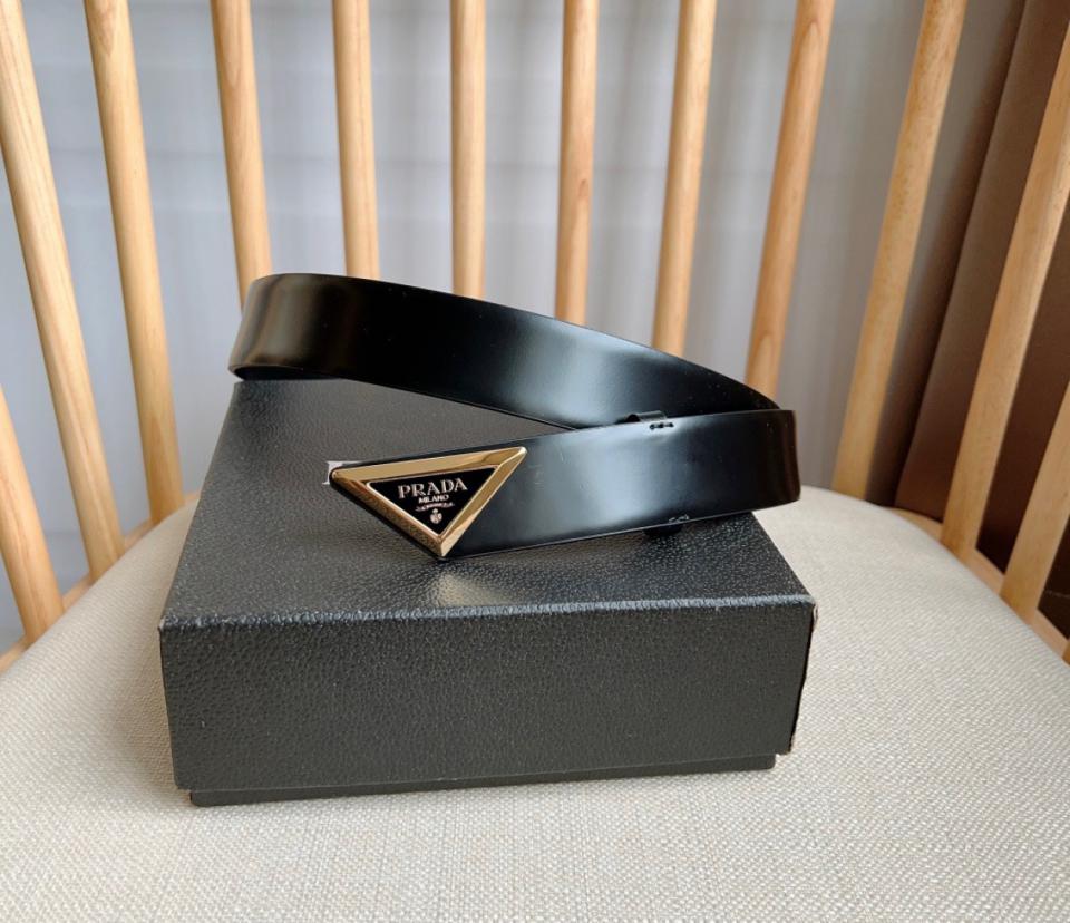 replik,replica,schmuck,1:1,beste,ohrringe,ring,Repliken PRADA – neuster Gürtel aus glänzendem Leder (JQLTQ) replik,replica,schmuck,1:1,beste,ohrringe,ring,Repliken PRADA – neuster Gürtel aus glänzendem Leder (JQLTQ)