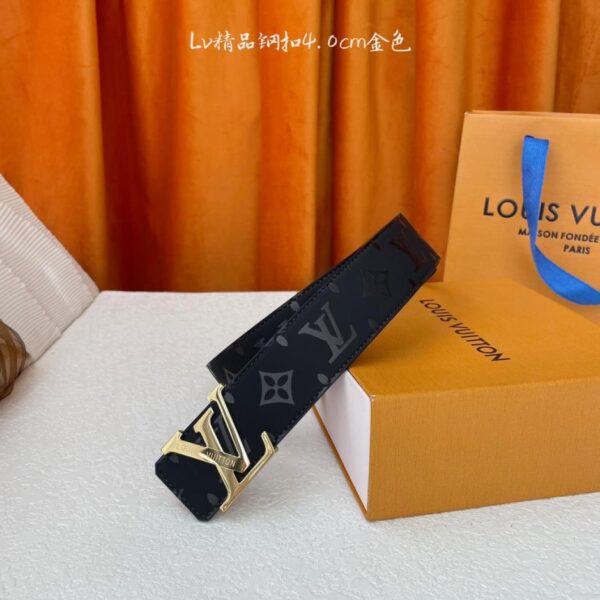 replik,replica,schmuck,1:1,beste,ohrringe,ring,Repliken Louis Vuitton: Klassische Originalqualität. Eine Seite mit klassischem Print, die andere mit Leinwandbindung. Originale Edelstahlschließe, 4,0 cm breit (JDWV7).
