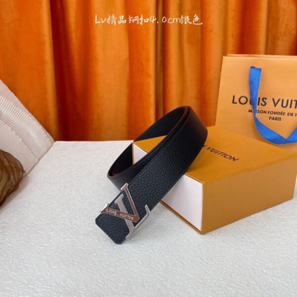 replik,replica,schmuck,1:1,beste,ohrringe,ring,Repliken 【LOUIS VUITTON】 Klassische Originalqualität. Eine Seite hat ein klassisches Litschi-Muster, die andere ist in Leinwandbindung. Original hochwertige Stahlschnalle, Breite 4,0 cm (XM5LH)