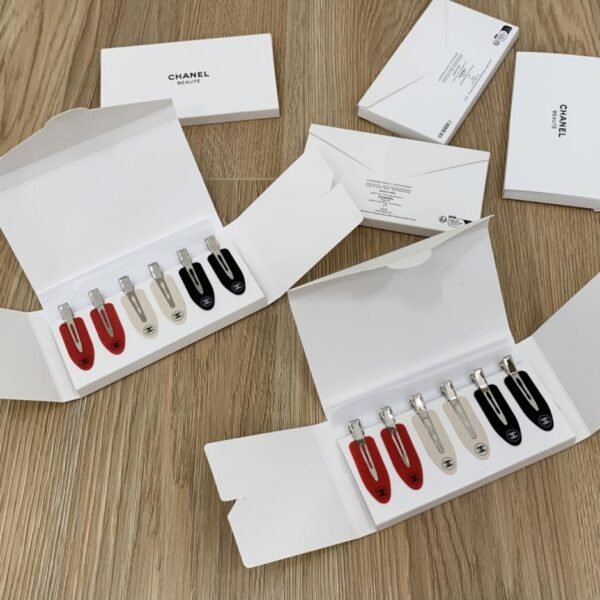 replik,replica,schmuck,1:1,beste,ohrringe,ring,Repliken Offizielle Celine-Website, neues High-End-Stirnband mit Buchstaben, vielseitiges Schwarz, schönes Pink, zwei Farben optional, 1 Box (H0IGB)