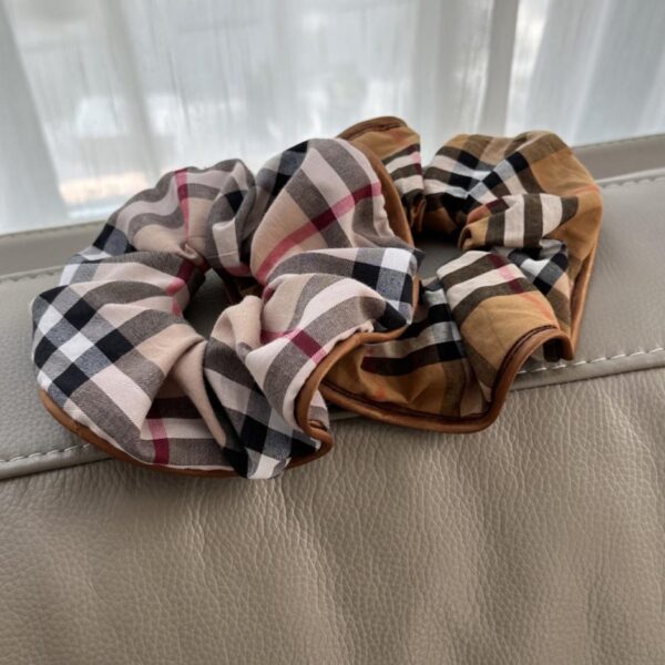 replik,replica,schmuck,1:1,beste,ohrringe,ring,Repliken Burberry Braun kariertes Haargummi 1 Stück/einfache Tasche (BWDF9)