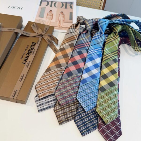 replik,replica,schmuck,1:1,beste,ohrringe,ring,Repliken Burberry Counter Synchronized Krawatte (9AAJE)
