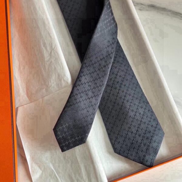replik,replica,schmuck,1:1,beste,ohrringe,ring,Repliken Hermès Herren-Krawatte „Diamond H Plaid“, neue Serie, 100 % Top-Twill-Seide, handgefertigte Individualisierung (WLJKF)