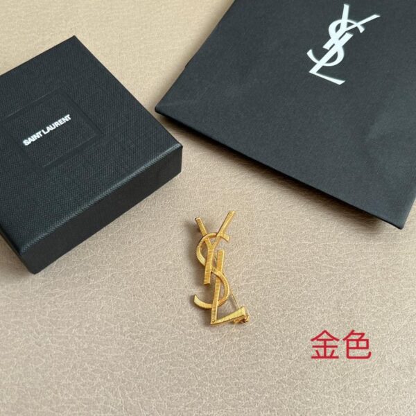 replik,replica,schmuck,1:1,beste,ohrringe,ring,Repliken Yves Saint Laurent Buchstabenbrosche (PZROY)