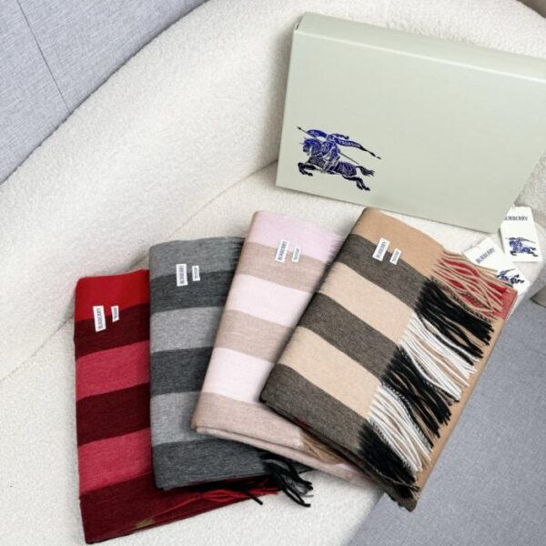 replik,replica,schmuck,1:1,beste,ohrringe,ring,Repliken Burberry Classic Check Schal (H782I)