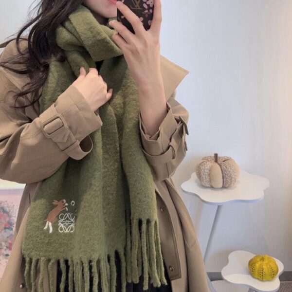 replik,replica,schmuck,1:1,beste,ohrringe,ring,Repliken Der neue Mohairschal von Loewe (FJ6K4)
