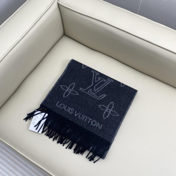 replik,replica,schmuck,1:1,beste,ohrringe,ring,Repliken LV Mahina Flight Mode Schal (J61IH)