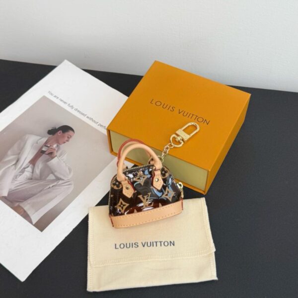 replik,replica,schmuck,1:1,beste,ohrringe,ring,Repliken Neue transparente LV-Muscheltasche M02796 (42IVV)