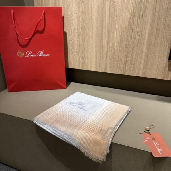 replik,replica,schmuck,1:1,beste,ohrringe,ring,Repliken LP Bestickter Frühling/Sommer Neuer farbbeschichteter karierter quadratischer Schal (3CAKH)