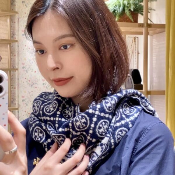 replik,replica,schmuck,1:1,beste,ohrringe,ring,Repliken TORY BURCH T MONOGRAM Jacquard Großer Langer Schal (ZQX0O)