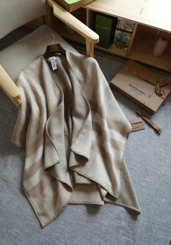 replik,replica,schmuck,1:1,beste,ohrringe,ring,Repliken Wendbarer Cape von Burberry, 100 % Kaschmir (D7CW1) replik,replica,schmuck,1:1,beste,ohrringe,ring,Repliken Wendbarer Cape von Burberry, 100 % Kaschmir (D7CW1)