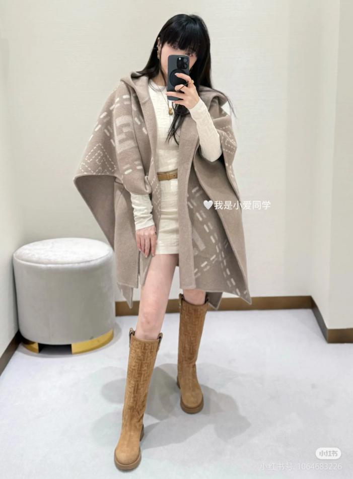 replik,replica,schmuck,1:1,beste,ohrringe,ring,Repliken Fendi Wollcape mit großer Tasche (RRXIC) replik,replica,schmuck,1:1,beste,ohrringe,ring,Repliken Fendi Wollcape mit großer Tasche (RRXIC)