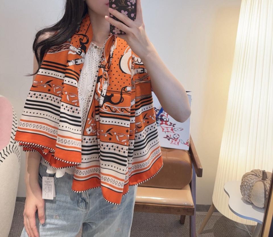 replik,replica,schmuck,1:1,beste,ohrringe,ring,Repliken Hermès Wendeschal aus Samt mit Amazon Festival-Muster (2 CIL4) replik,replica,schmuck,1:1,beste,ohrringe,ring,Repliken Hermès Wendeschal aus Samt mit Amazon Festival-Muster (2 CIL4)