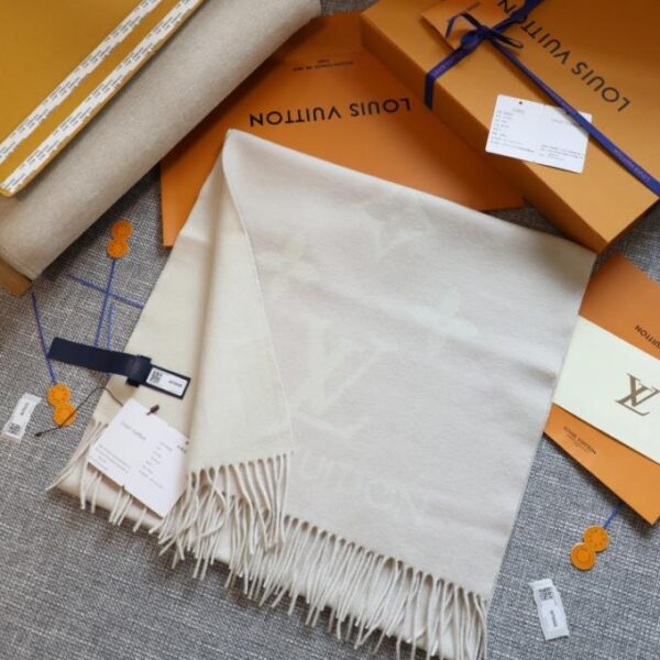 replik,replica,schmuck,1:1,beste,ohrringe,ring,Repliken Original LV-Handwerkskunst, dick und warm, doppelseitige Overlock-Nähte verhindern das Ausfransen des Schals (BVSBK)