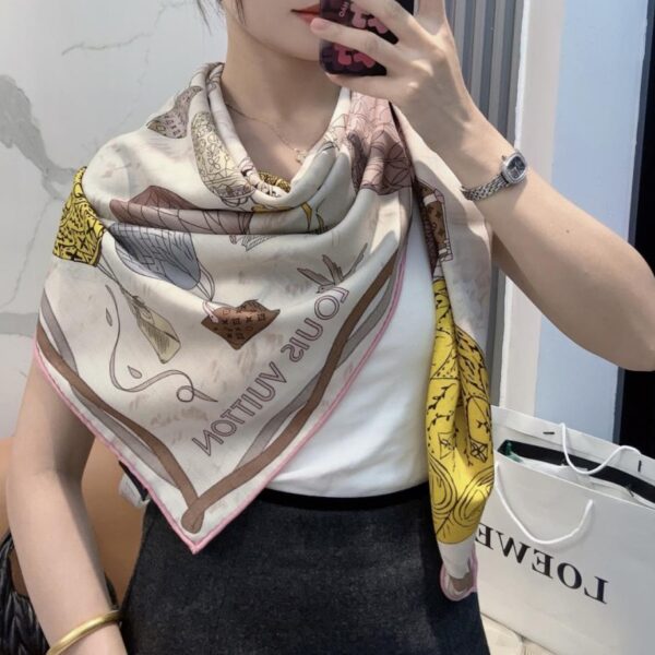 replik,replica,schmuck,1:1,beste,ohrringe,ring,Repliken Louis Vuitton 140cm Samt-Quadrattuch „Heißluftballon“ (2TVOW)